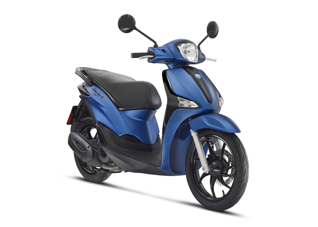 Piaggio Liberty 125cc rental scooter